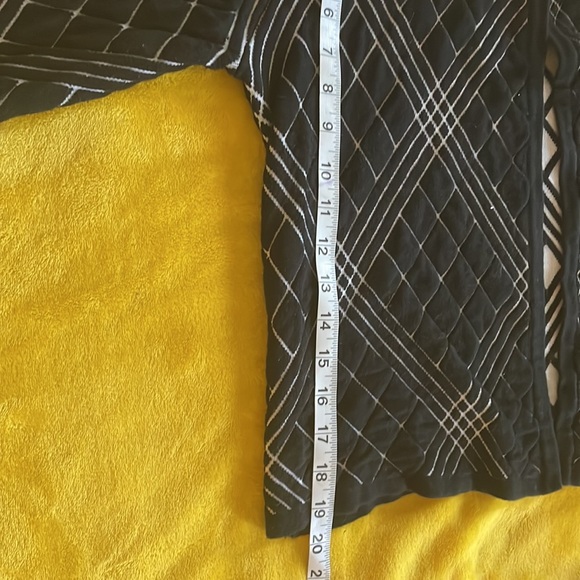 Neiman Marcus 2 piece sweater business casual stretchy - Picture 4 of 10